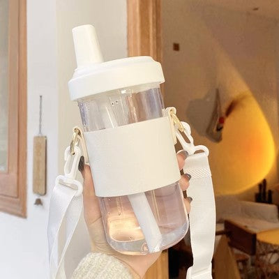 Moderne und Minimalistische Wasserflasche